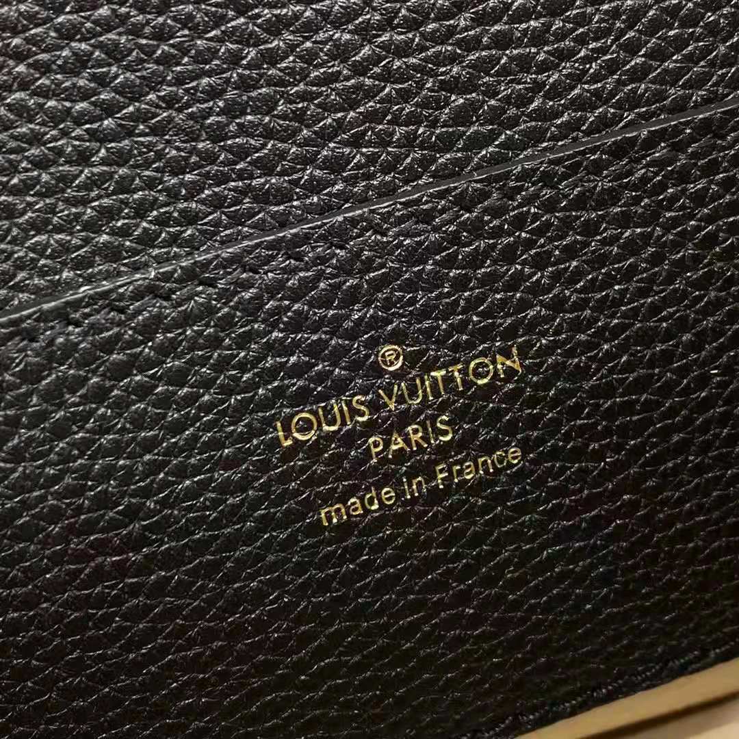 Louis Vuitton LV Women LV Pont 9 Soft MM Noir Crème Grained Calfskin Smooth Cowhide