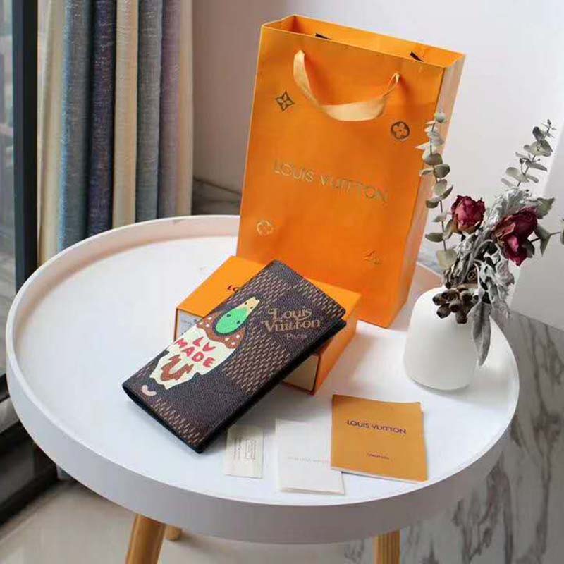 Louis Vuitton LV Unisex Brazza Wallet Giant Damier Ebene Canvas