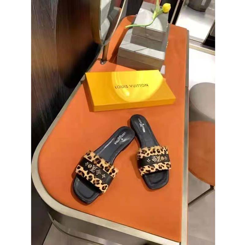 Louis Vuitton LV Women Revival Flat Mule Camel Brown Pony-Styled Calf Leather