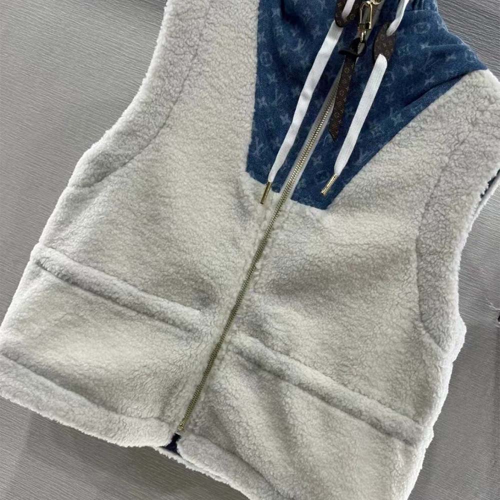 Louis Vuitton Women Monogram Fleece Gilet-White