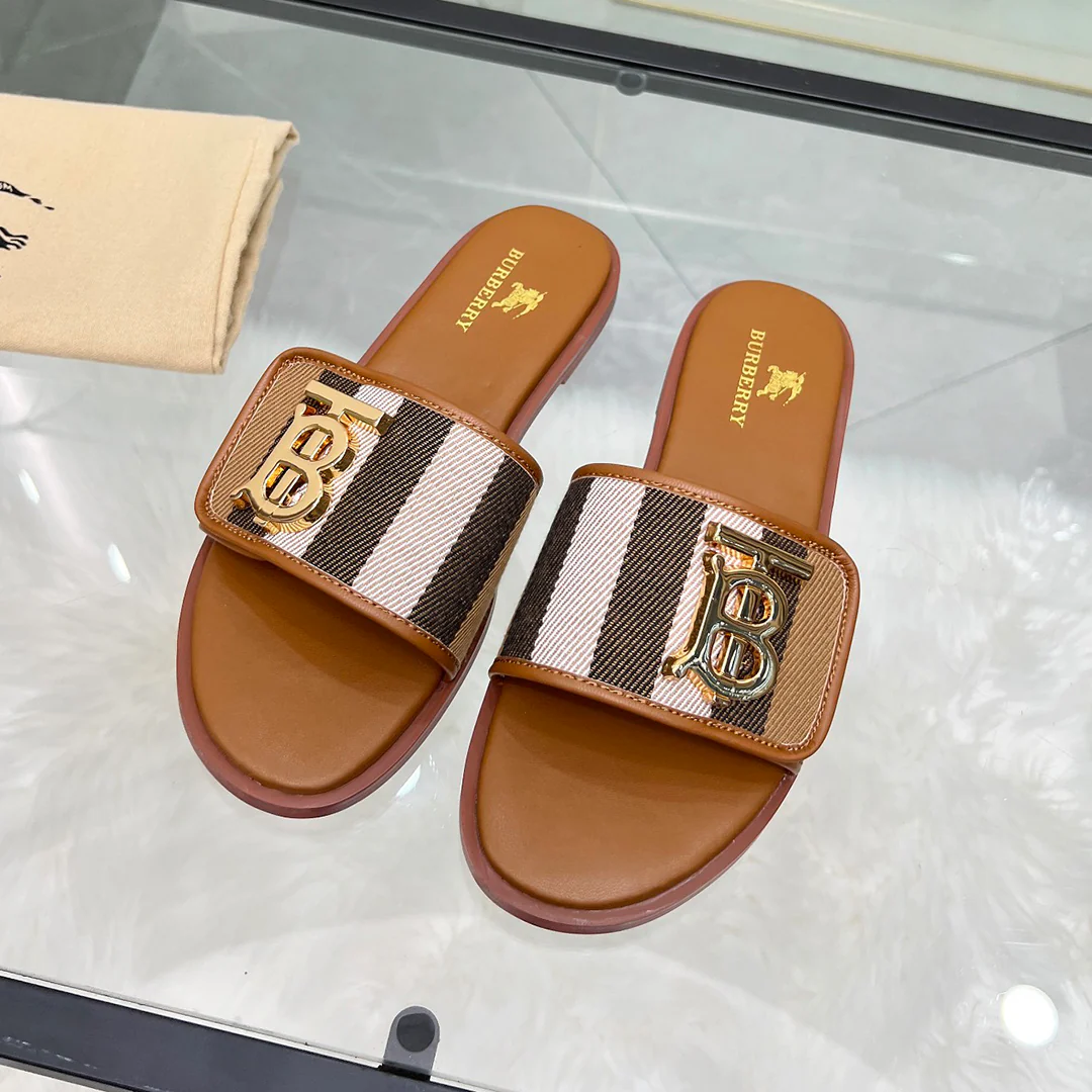 Classic plaid fashion versatile sandals and slippers 1024050608