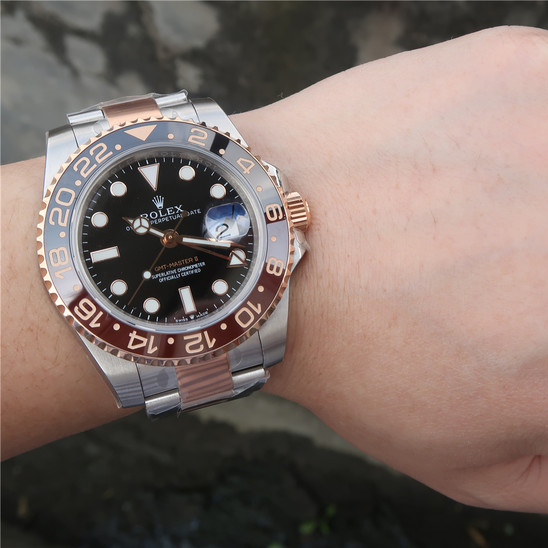 Rolex GMT-Master II Root Beer 40mm