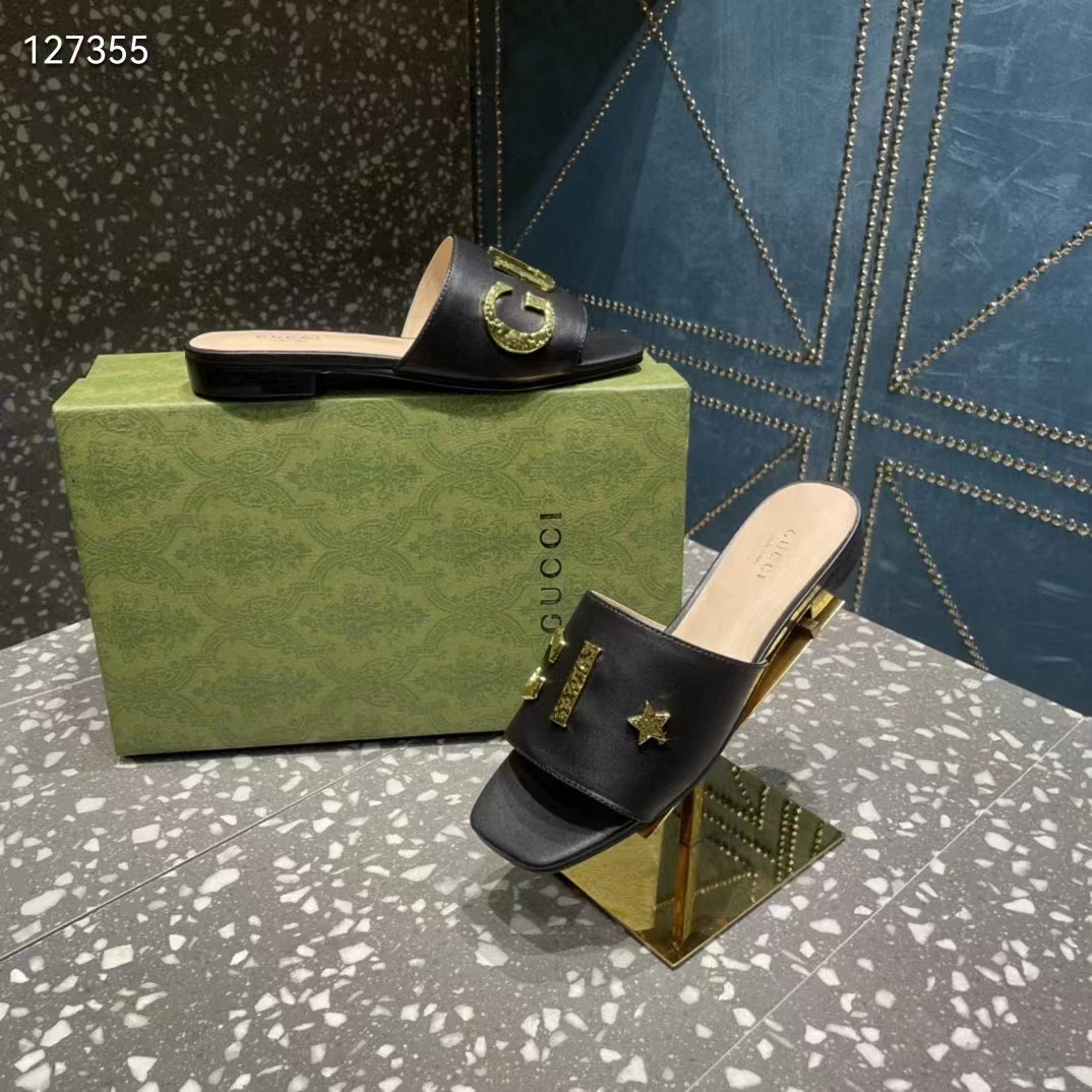 Gucci Women GG Slide Sandal Black Leather Textured Logo Star Flat 1 Cm Heel