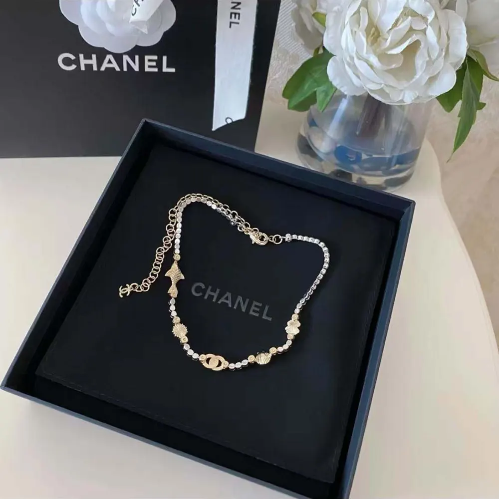 Chanel Women Necklace Metal Resin Glass Pearls & Strass