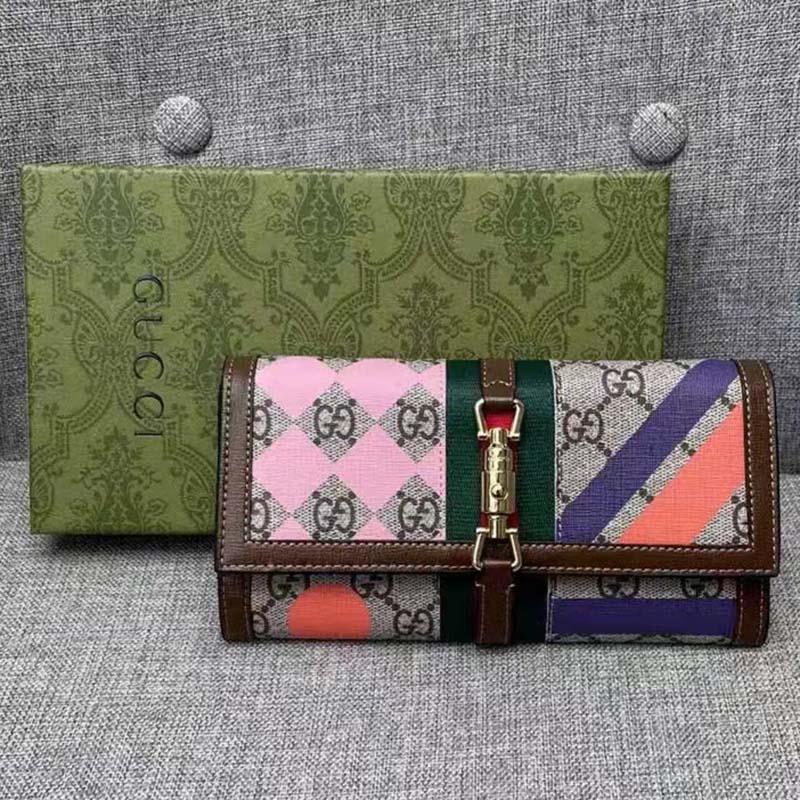 Gucci Women GG Jackie 1961 Chain Wallet Beige Ebony GG Supreme Canvas