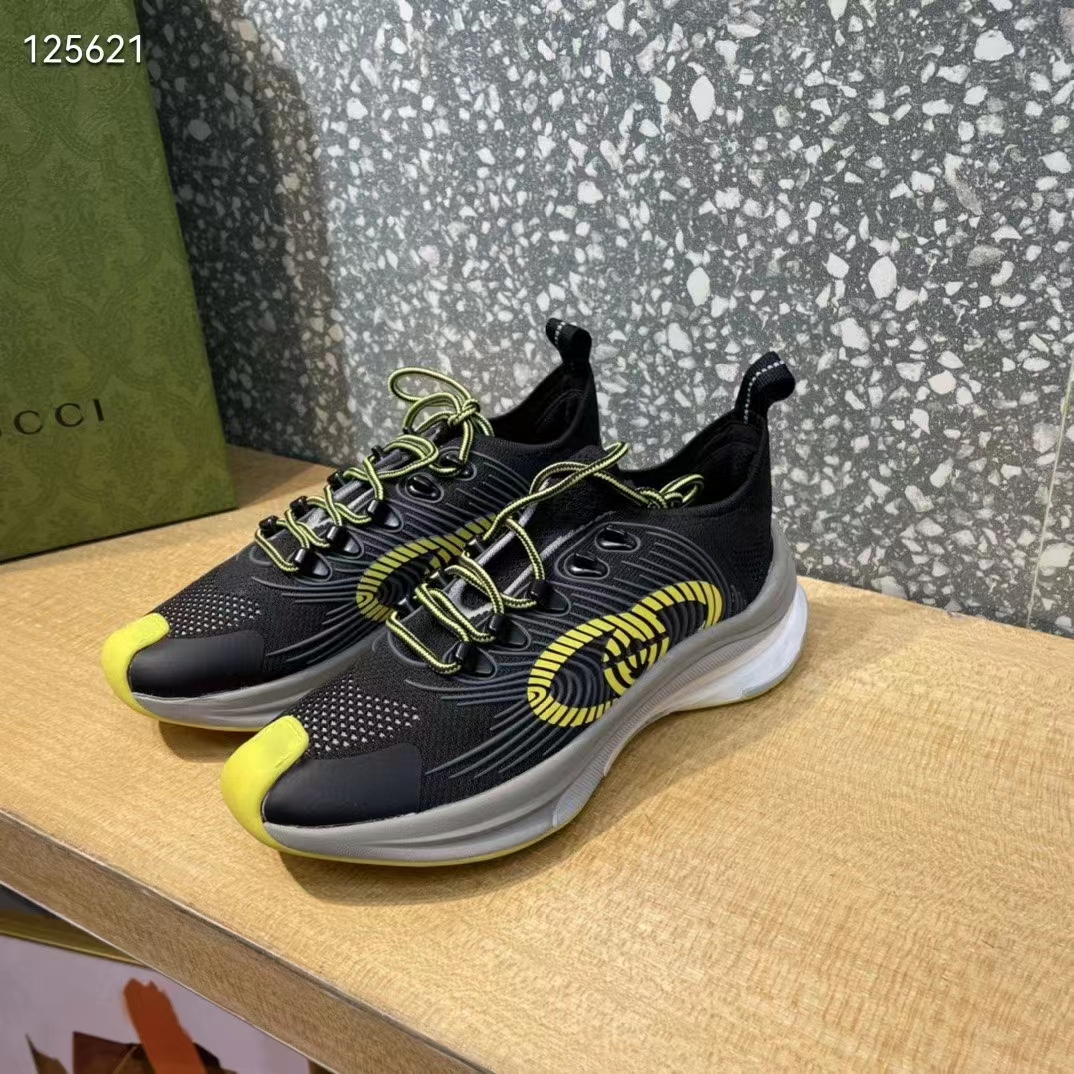 Gucci Unisex Run Sneaker Black Technical Knit Fabric Interlocking G Rubber