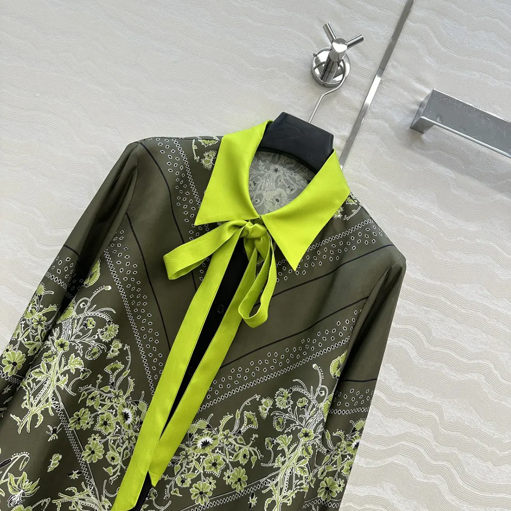 Gucci Women Printed Silk Twill Shirt 837650Z7AS2