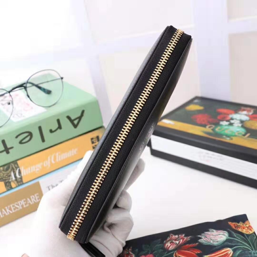 Gucci GG Unisex Leather Zip Around Wallet with Gucci Logo in Black Leather