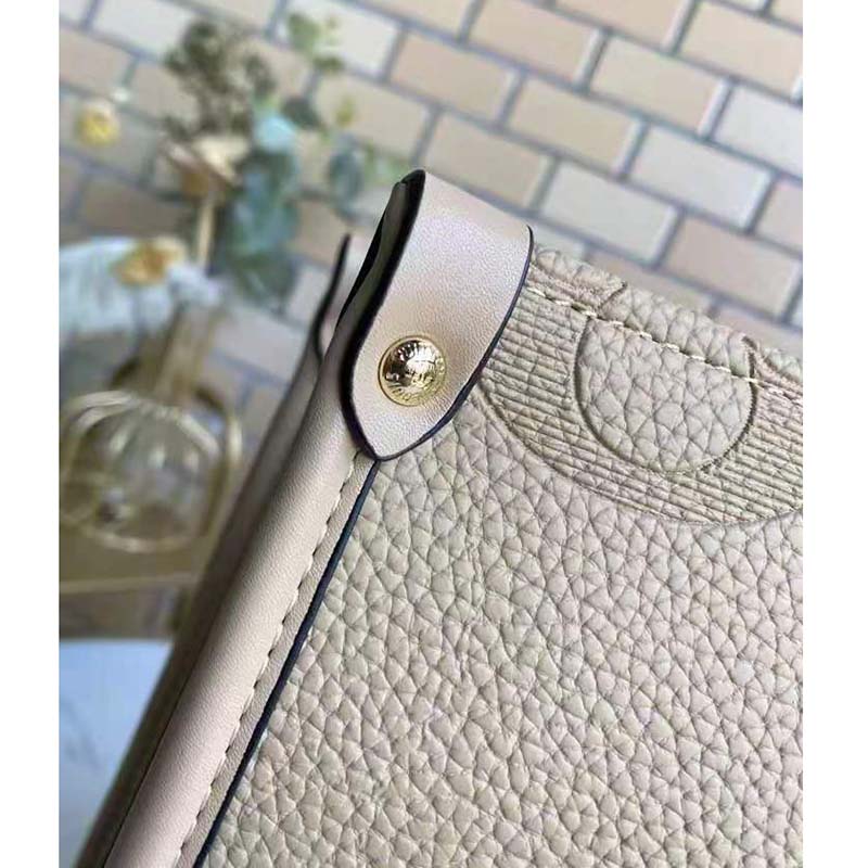 Louis Vuitton Women Onthego MM Tote Bag Tourterelle Beige Embossed Grained Cowhide