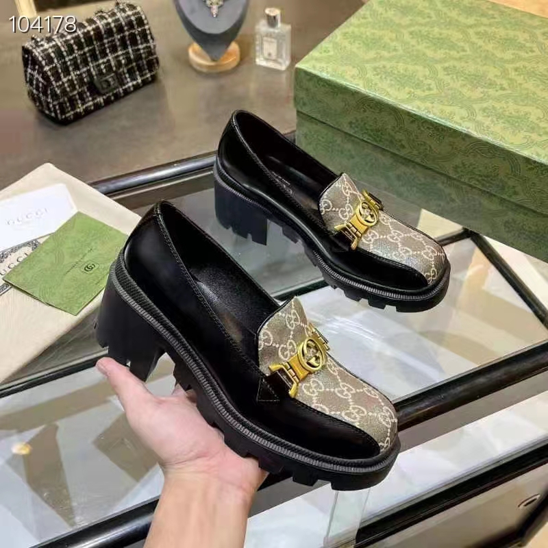 Gucci Women Loafer Interlocking G Black Leather Beige Ebony GG Supreme Canvas