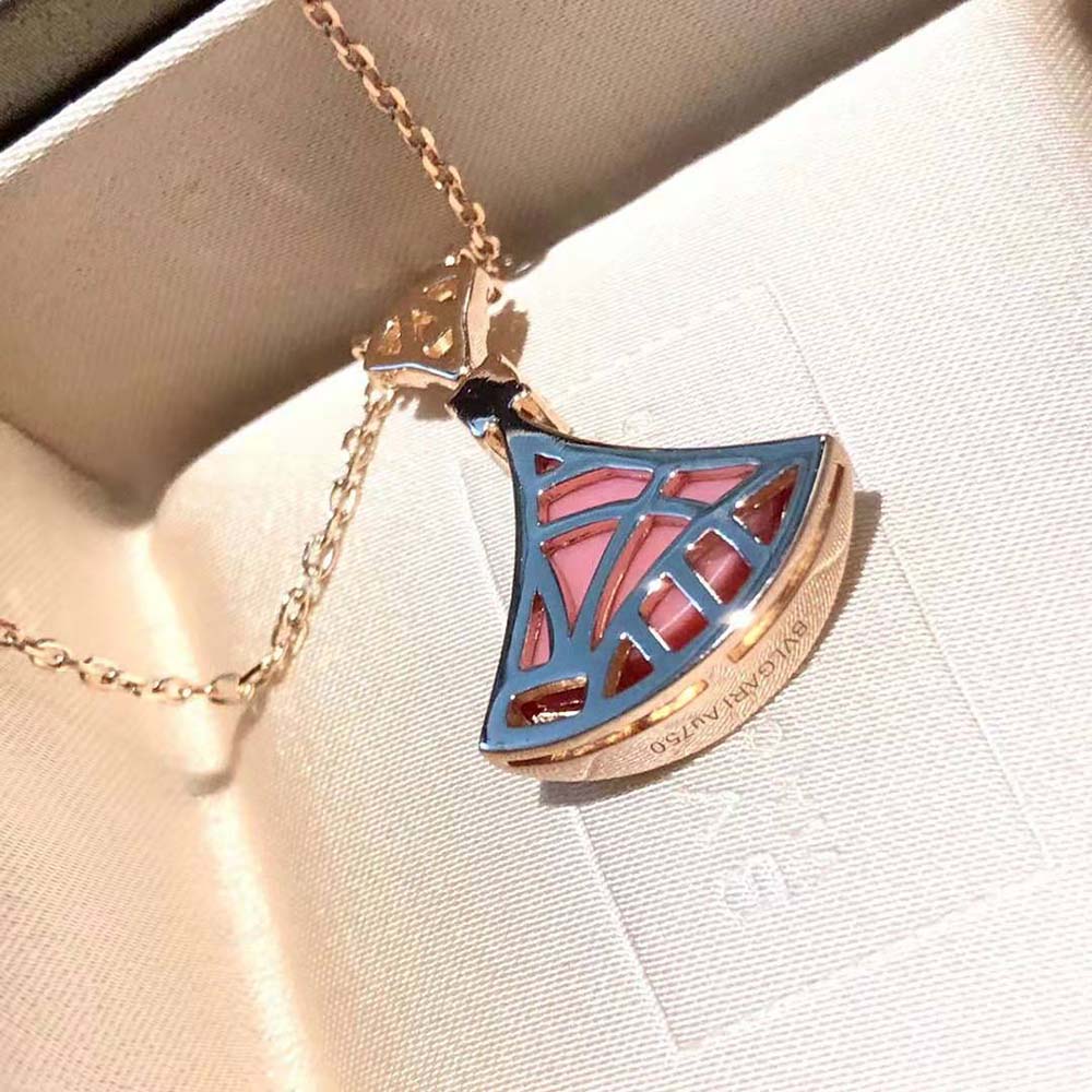 Bvlgari Women Divas Dream Necklace in 18 KT Rose Gold