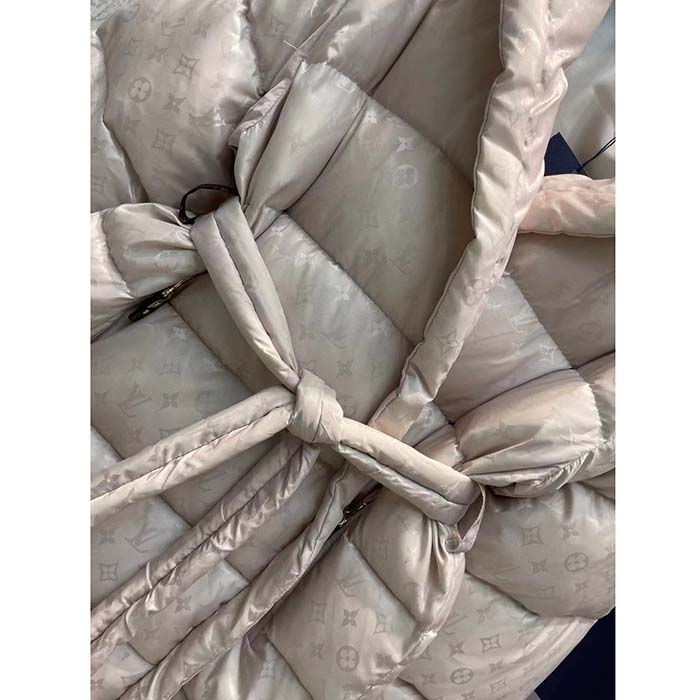 Louis Vuitton LV Women Flight Mode Monogram Jacquard Puffer Wrap Coat Polyamide Light Beige
