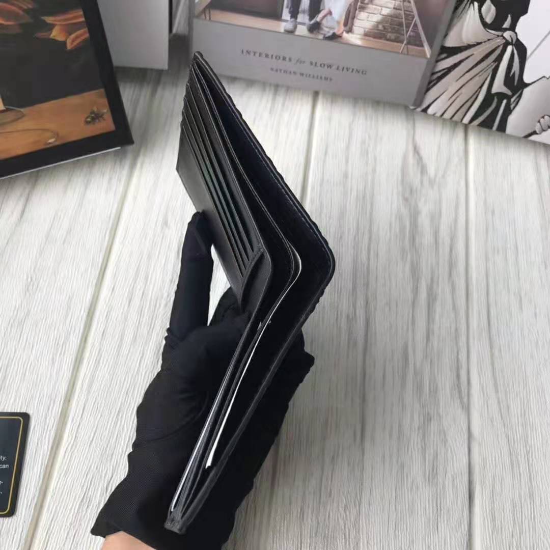 Gucci GG Men Gucci Signature Wallet in Black Gucci Signature Leather with Details