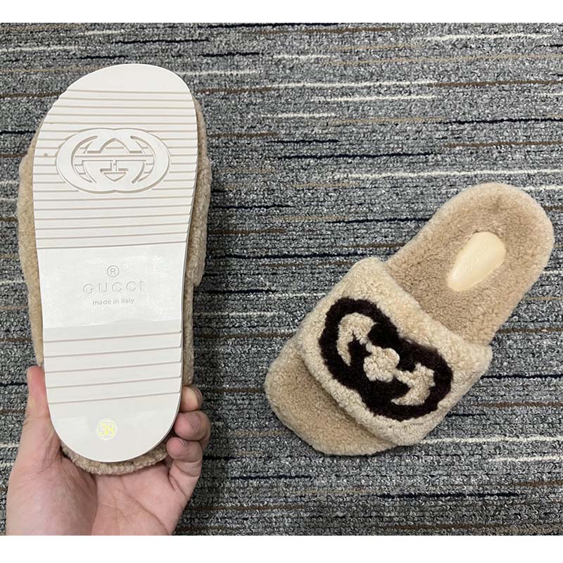 Gucci Unisex Slide Sandal Interlocking G Light Brown Merino Wool Flat