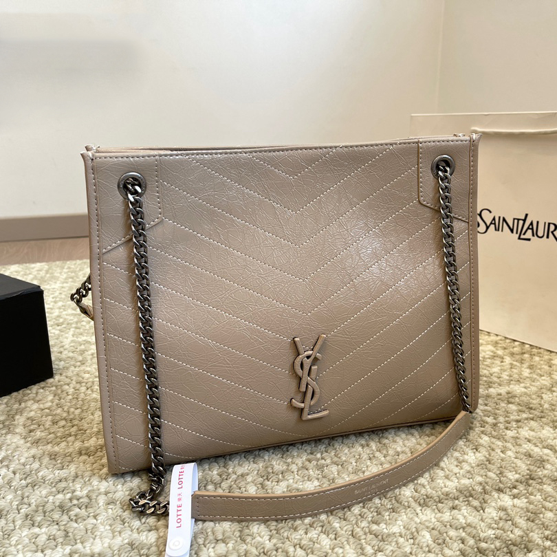 Versatile fashion tote bag 18241105