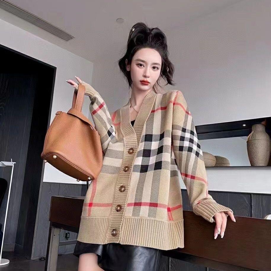 V-neck Thickened Loose Sweater Sweater 0823121408