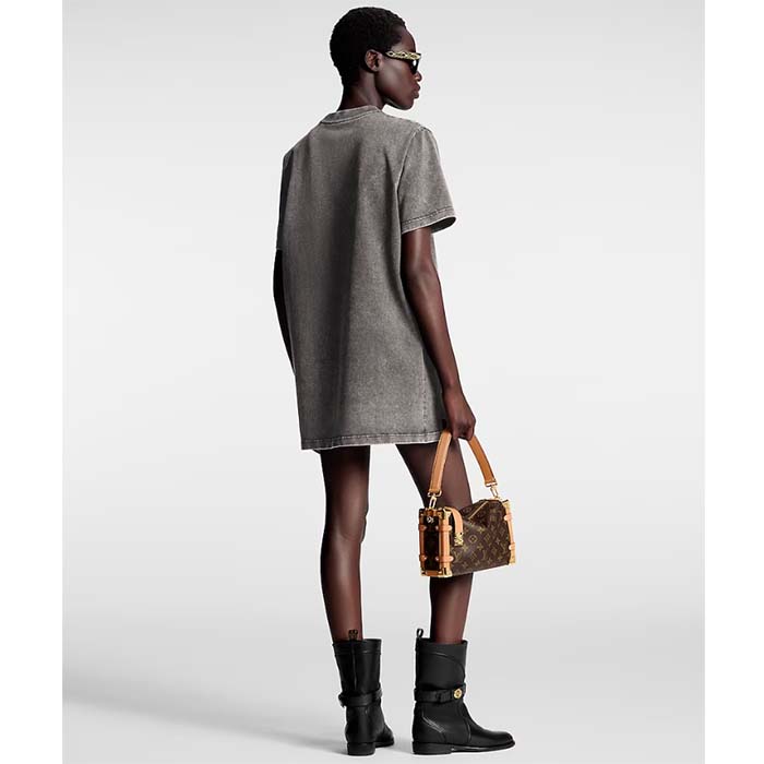 Louis Vuitton Men Graphic LV Signature T-Shirt Cotton Metal Grey Regular Fit