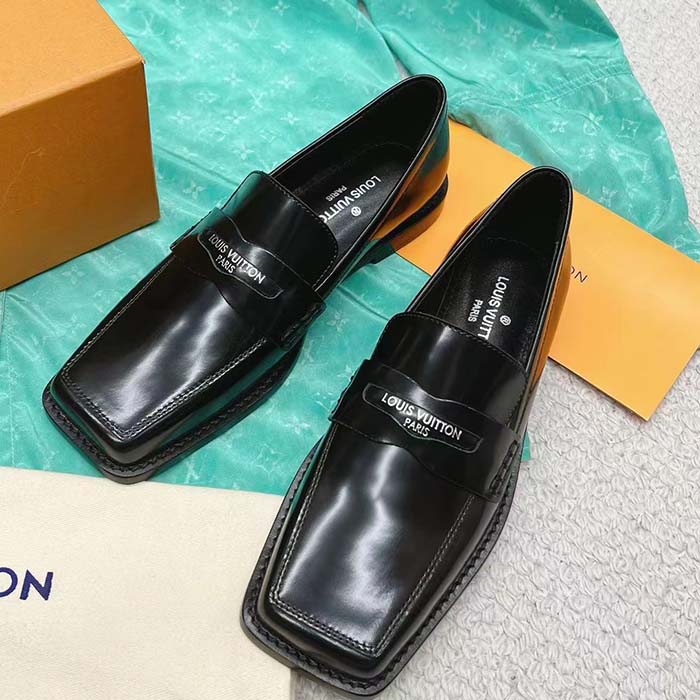 Louis Vuitton LV Unisex Connelly Flat Loafer Black Glazed Calf Leather Outsole