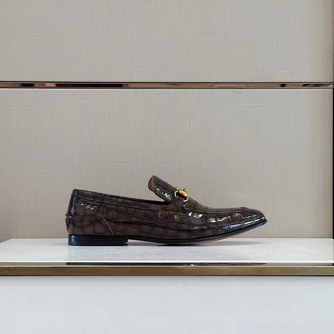 Gucci Unisex GG Jordaan Crocodile Loafer Blake Construction Brown Horsebit Leather Flat 1 CM Heel