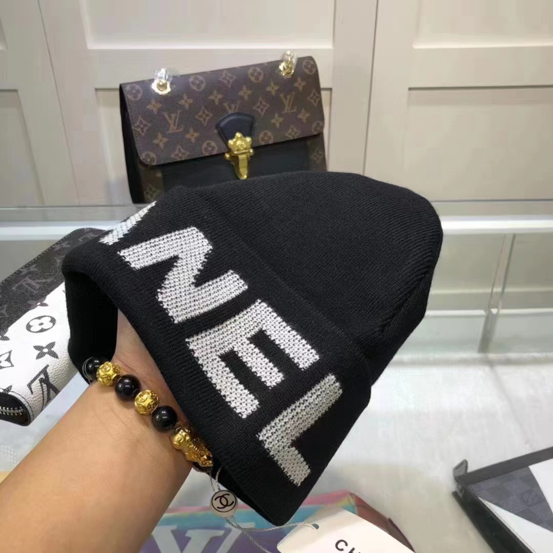 Chanel Unisex CC Ahead Beanie One Size Black Cashmere