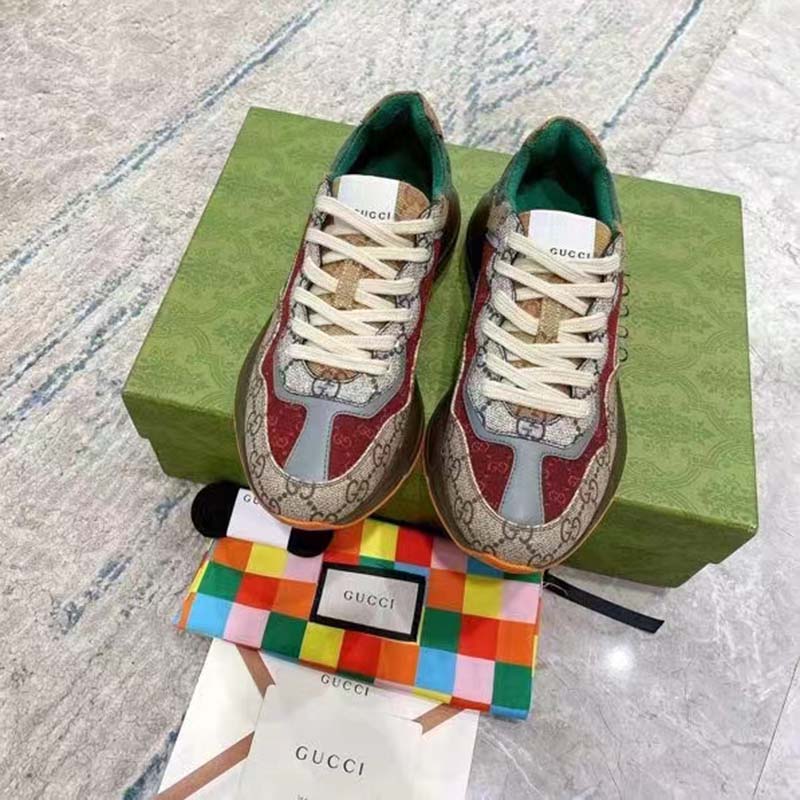 Gucci Unisex Rhyton Sneaker Beige Brick Red GG Supreme Canvas Low Heel