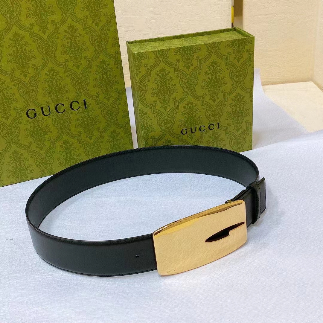 Gucci Unisex GG Wide Belt Retro G Buckle Black Patent Leather 4.8 CM Width
