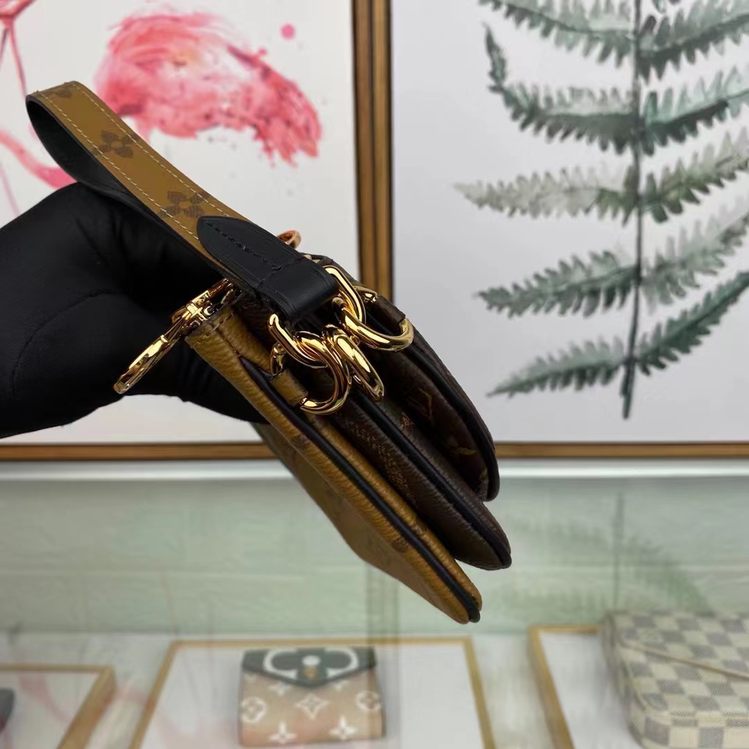 Louis Vuitton LV Unisex Trio Pouch Monogram Giant Mini Coated Canvas Cowhide