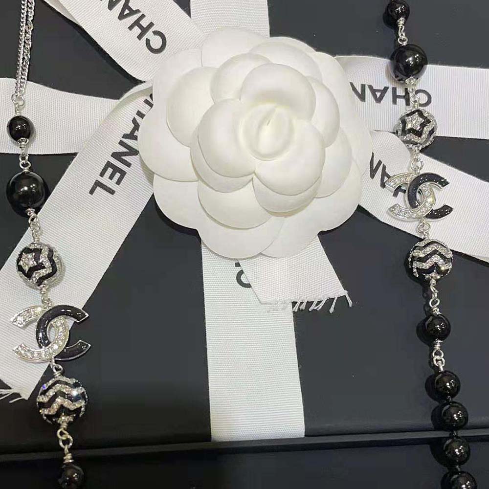 Chanel Women Long Necklace in Metal Glass Pearls and Strass