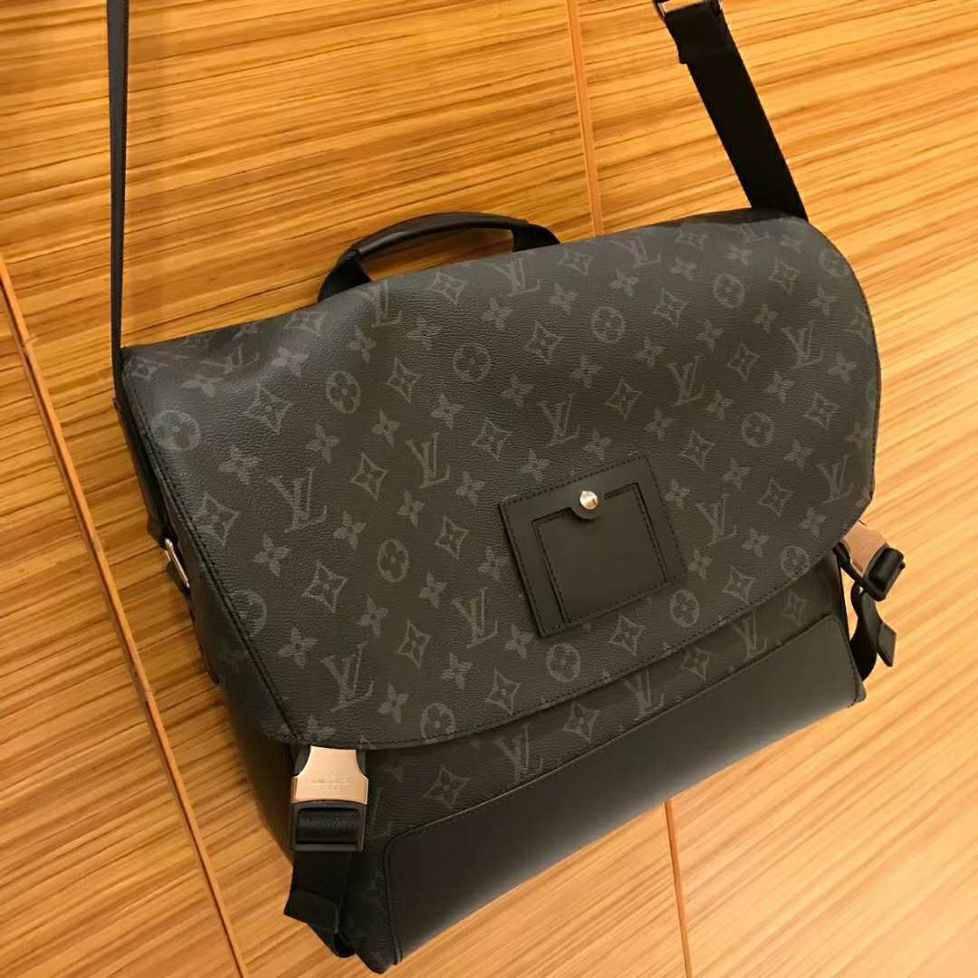 Louis Vuitton LV Unisex Messenger MM Voyager Monogram Eclipse Canvas