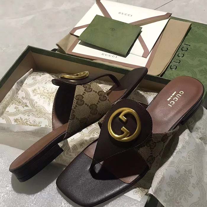 Gucci Women GG Blondie Thong Sandal Beige Ebony GG Supreme Canvas