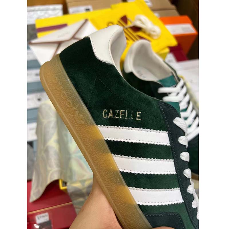 Gucci Unisex GG Adidas x Gucci Gazelle Sneaker Green Suede White Demetra Trefoil