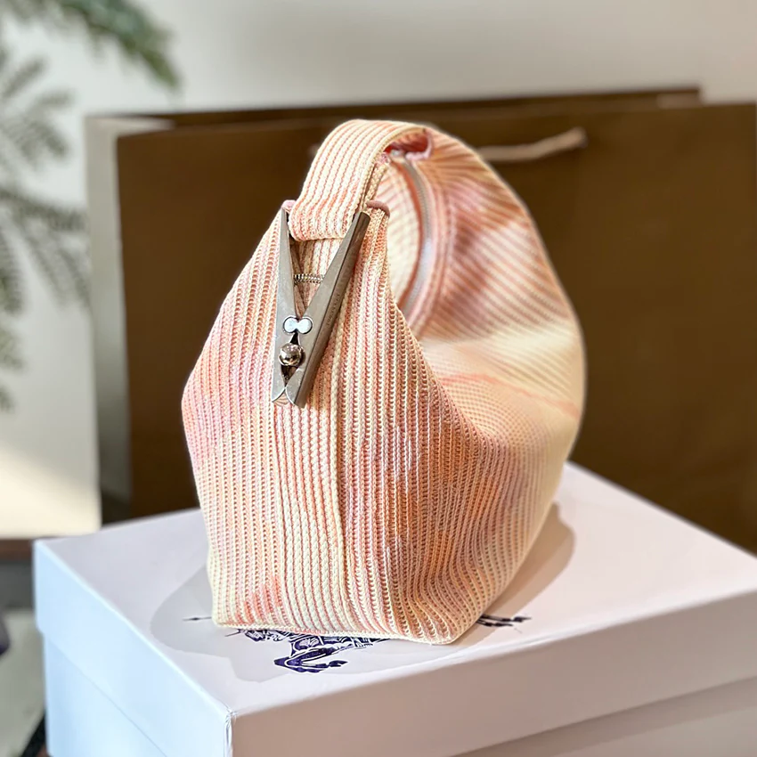 New plaid versatile handbag 1024071103