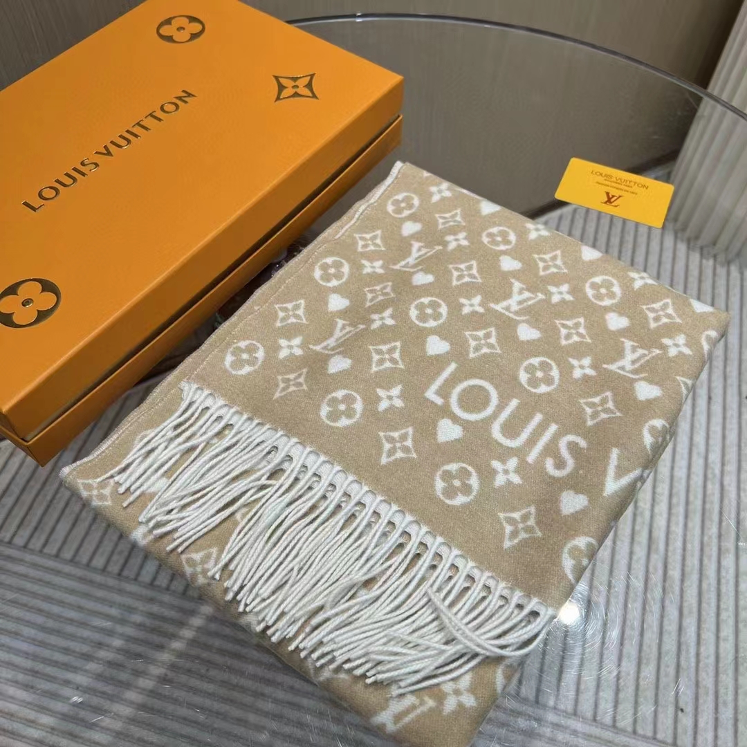Louis Vuitton Unisex LV Game On Scarf Beige Allover Monogram M76900