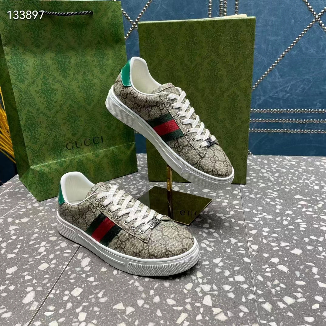 Gucci Unisex GG Ace Sneaker Web Beige Ebony GG Supreme Rubber Low-Heel