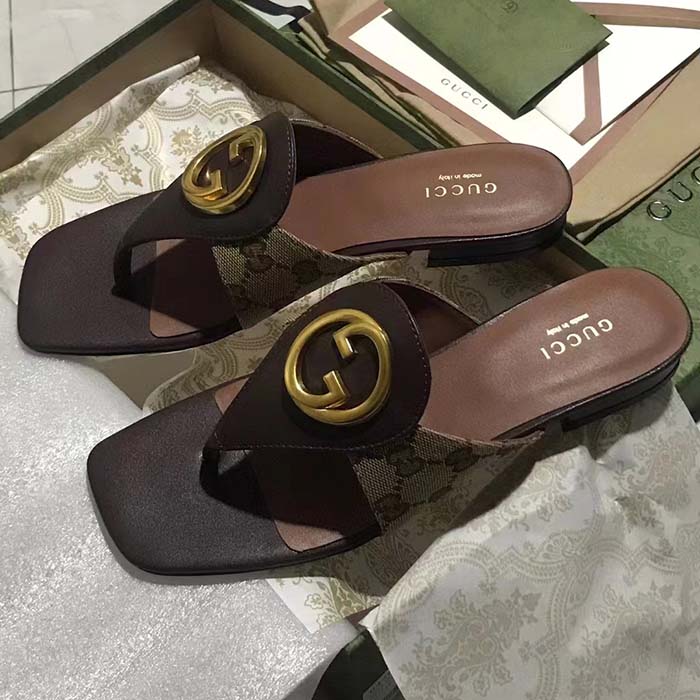 Gucci Women GG Blondie Thong Sandal Beige Ebony GG Supreme Canvas