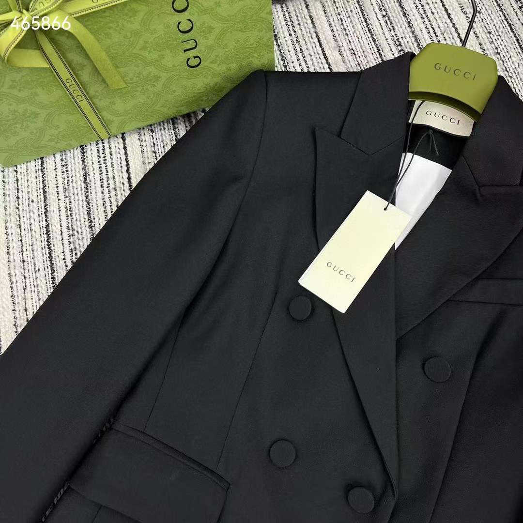 Gucci Women GG Double-Breasted Wool Jacket Slimmer Fitted Sleeves Button Closure