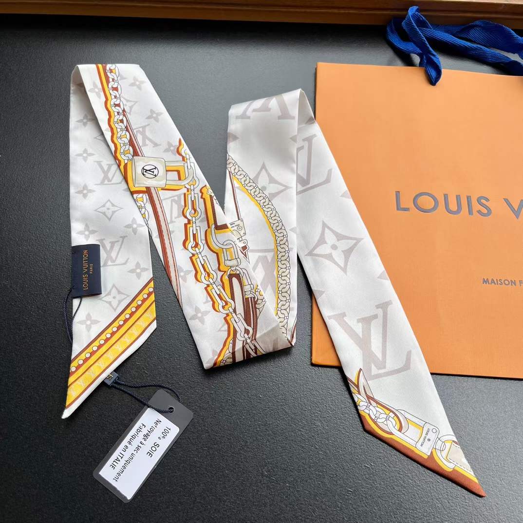 Louis Vuitton Women LV Ultimate Monogram Bandeau Beige Silk Inkjet Print M77777