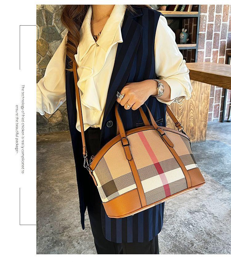 New Fashion Versatile Leather Plaid Shell Bag 1024042916