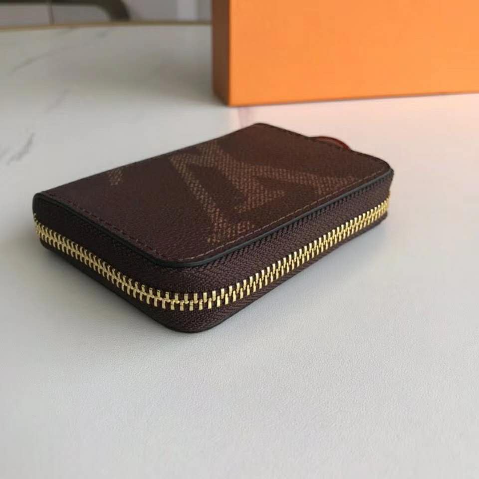 Louis Vuitton LV Unisex Zippy Coin Purse Giant Monogram Coated Canvas