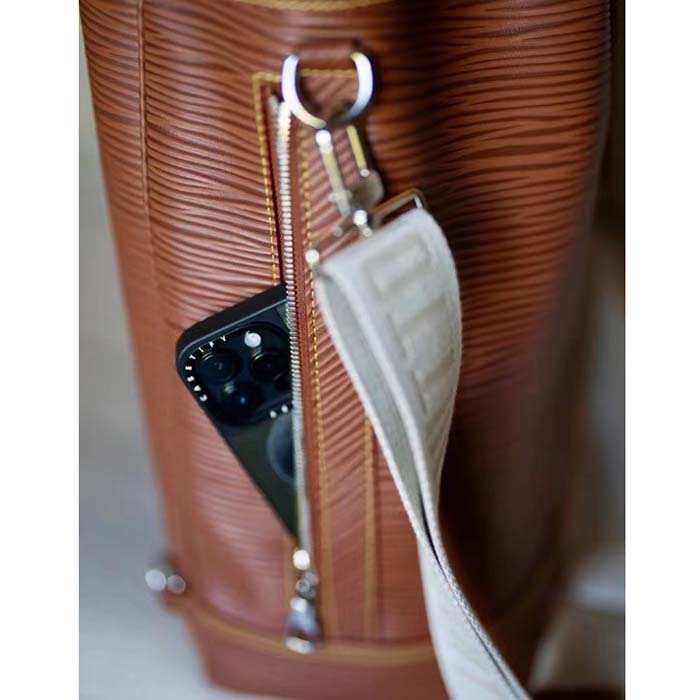 Louis Vuitton LV Unisex Maxi Noé Sling Cognac Calf Leather Drawstring Inside-Hook Closure Double Handle