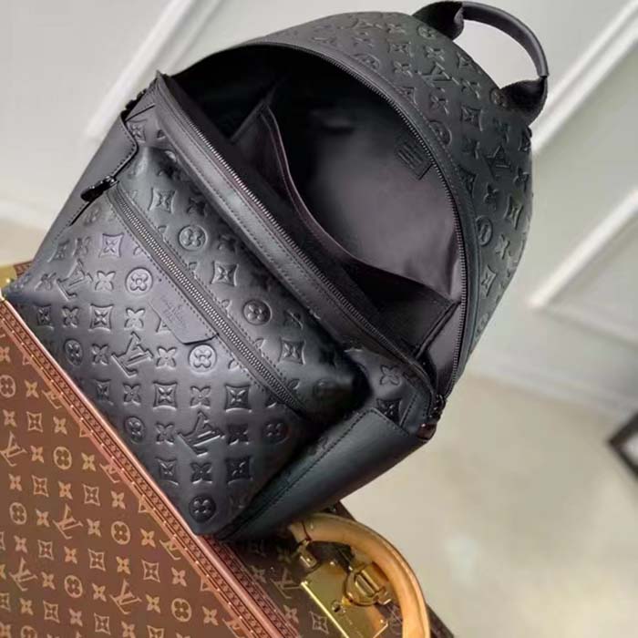 Louis Vuitton LV Unisex Discovery Backpack Black Calf Leather Cowhide Double Zip