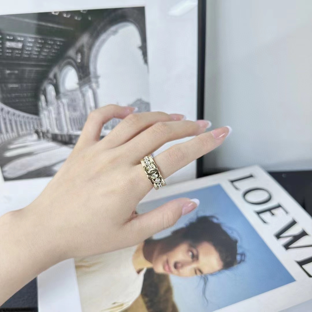 Chanel Women CC Ring Metal Strass Gold Crystal