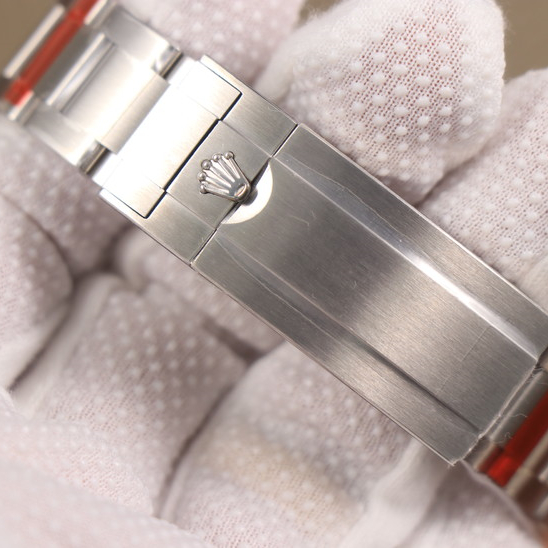 Rolex Submariner Date Hulk 40mm