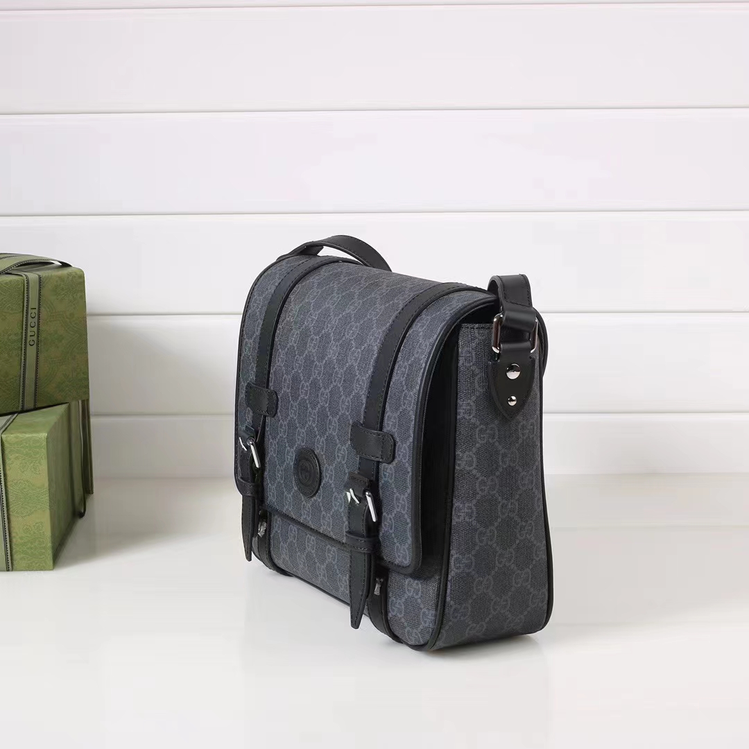Gucci Unisex GG Messenger Bag Black GG Supreme Canvas Black Leather