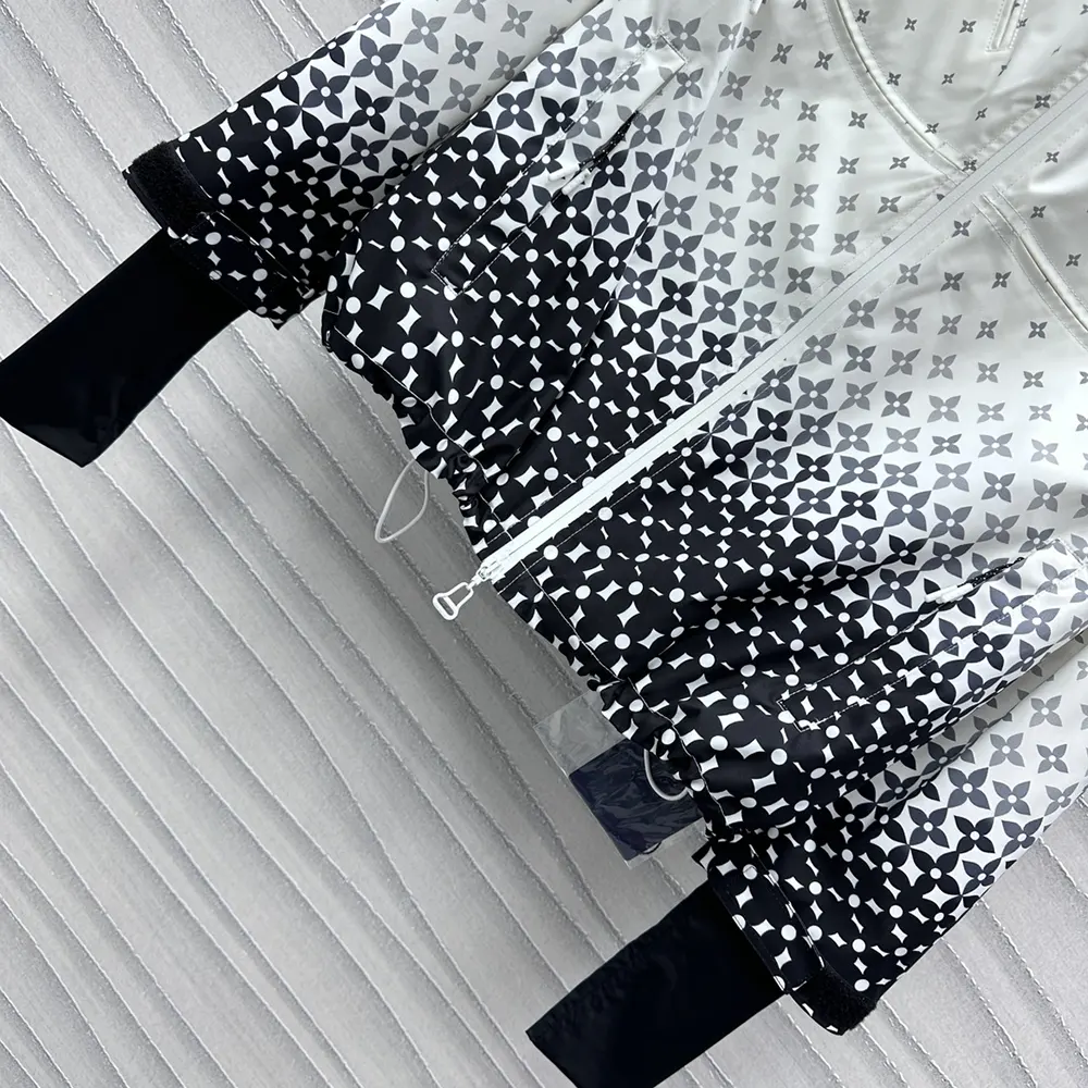 Louis Vuitton Women Ombré Monogram Shell Ski Jacket 1AGAQK