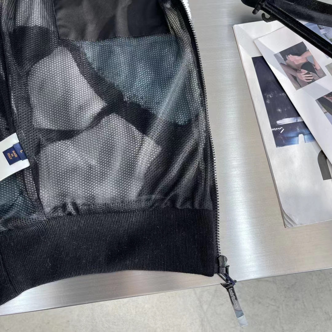 Louis Vuitton Women LV SKI Technical Fleece Jacket Regular Fit LV Ice Jacquard Fully Lined Multicolor