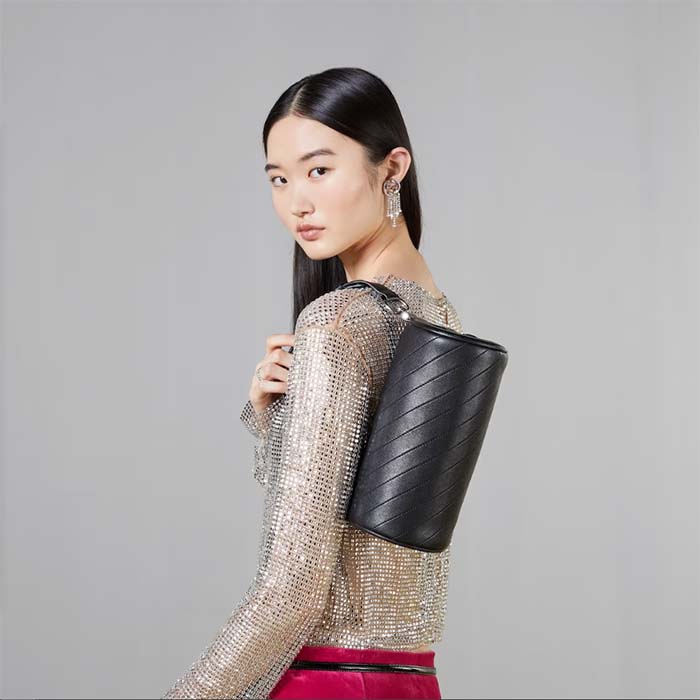 Gucci Women GG Blondie Small Shoulder Bag Round Interlocking G Black Leather