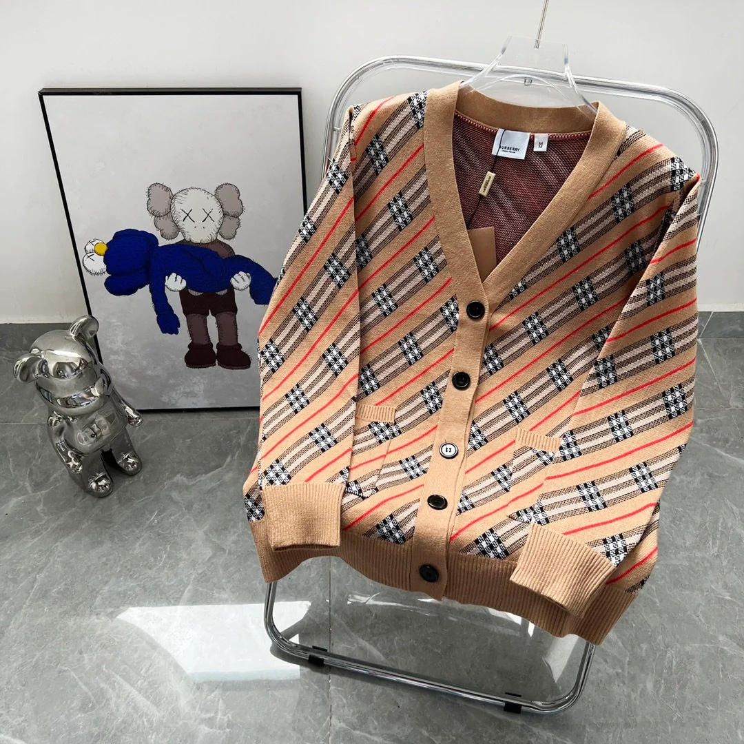 New Fashion Checkered Color Block Knitted Coat 1023122009