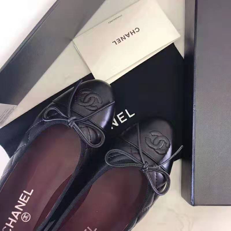 Chanel Women Ballerinas in Aged Calfskin Leather-Black