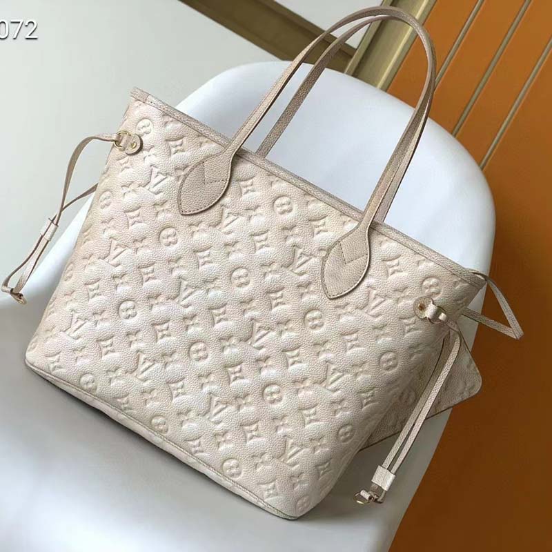 Louis Vuitton Women LV Neverfull MM Carryall Tote Beige Sprayed Embossed Grained Cowhide